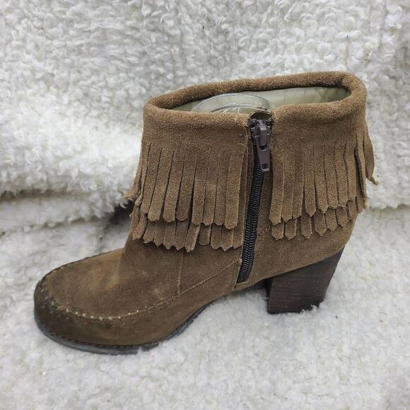 Sbicca Jessa Fringed Suede Leather Boho Ankle Boots size 9 - Picture 7 of 11